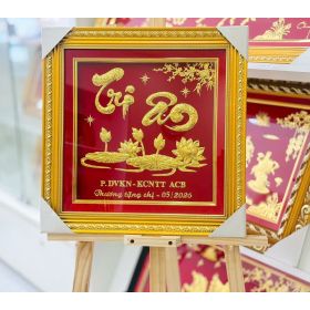 Khánh vàng chữ Tri Ân cao cấp - KYYC00017